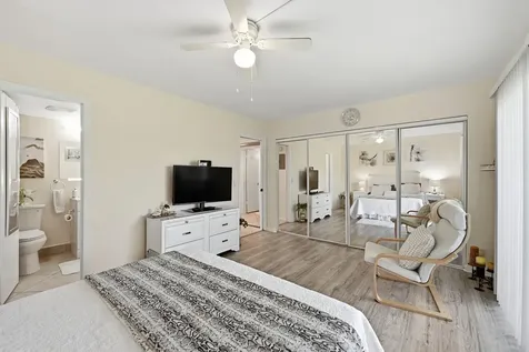 314 Brighton Boca Raton FL 33434