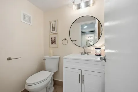 314 Brighton Boca Raton FL 33434
