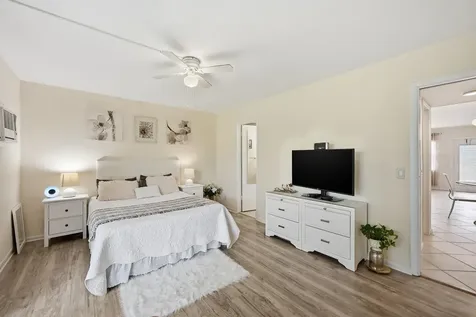 314 Brighton Boca Raton FL 33434