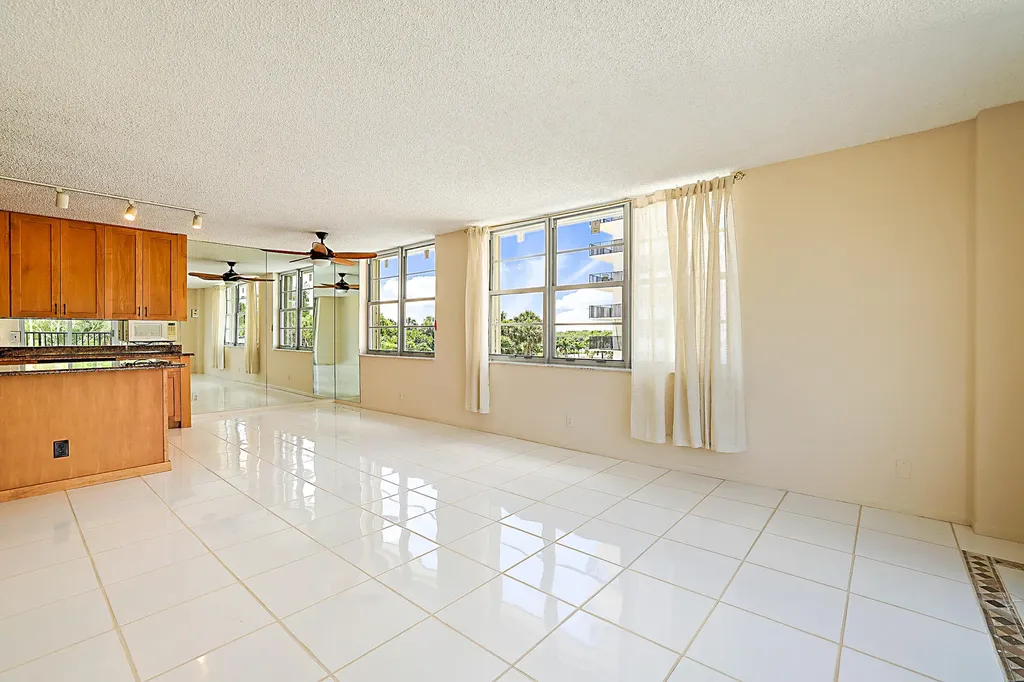 2121 N Ocean Boulevard Boca Raton FL 33431