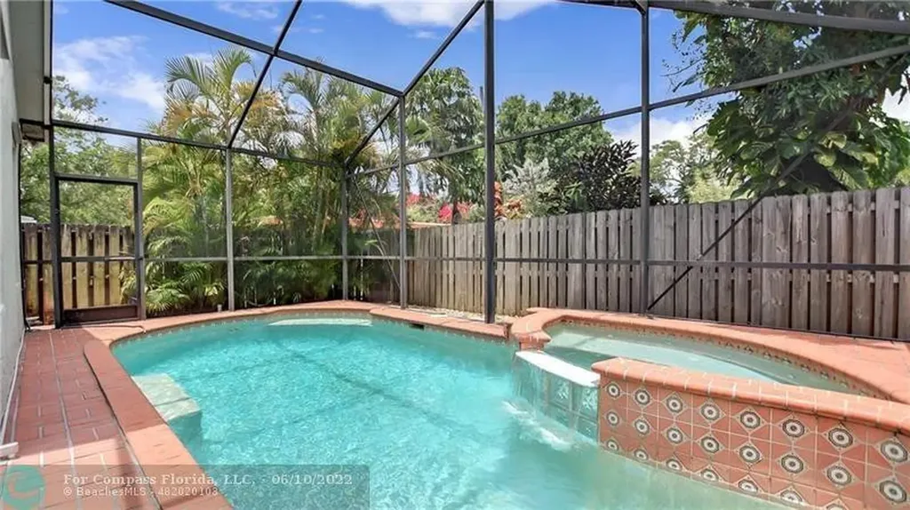 607 SW 15th Street Fort Lauderdale FL 33315