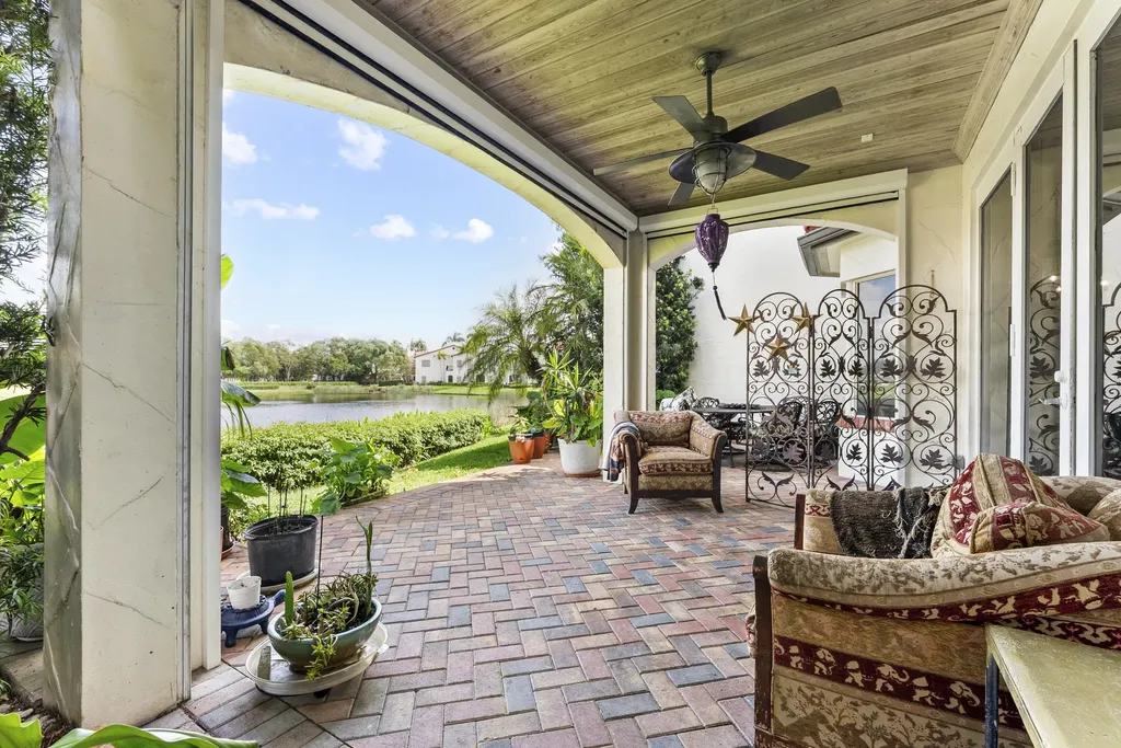 1527 Estuary Trail Delray Beach FL 33483