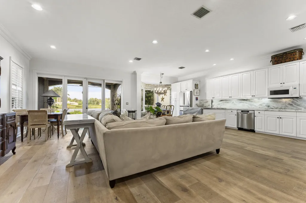 1527 Estuary Trail Delray Beach FL 33483