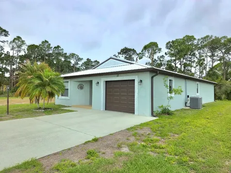 17 San Felipe Fort Pierce FL 34951