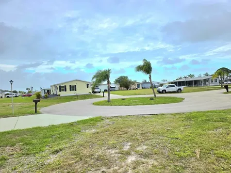 17 San Felipe Fort Pierce FL 34951