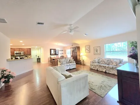 17 San Felipe Fort Pierce FL 34951