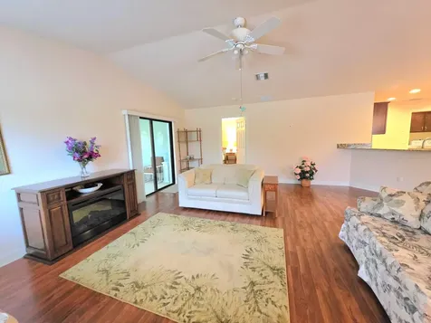 17 San Felipe Fort Pierce FL 34951