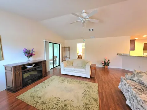 17 San Felipe Fort Pierce FL 34951
