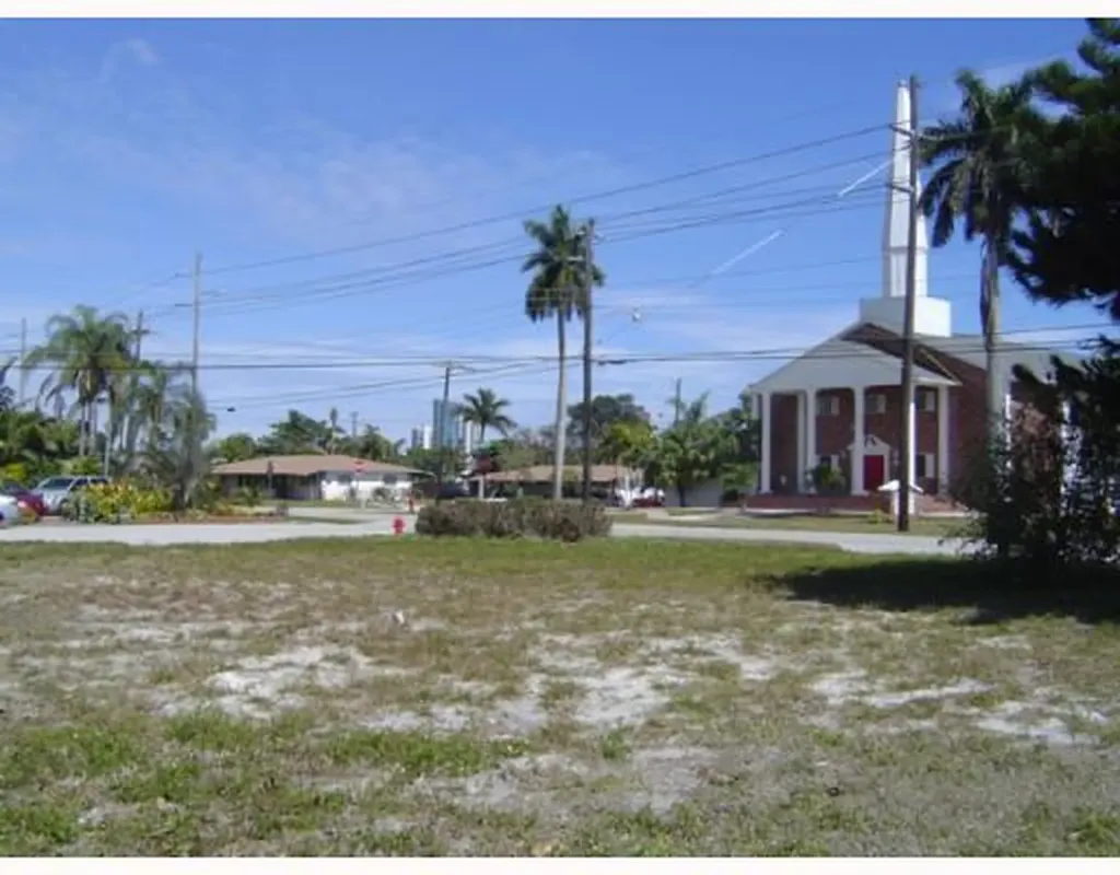 900 Guava Isle Fort Lauderdale FL 33315