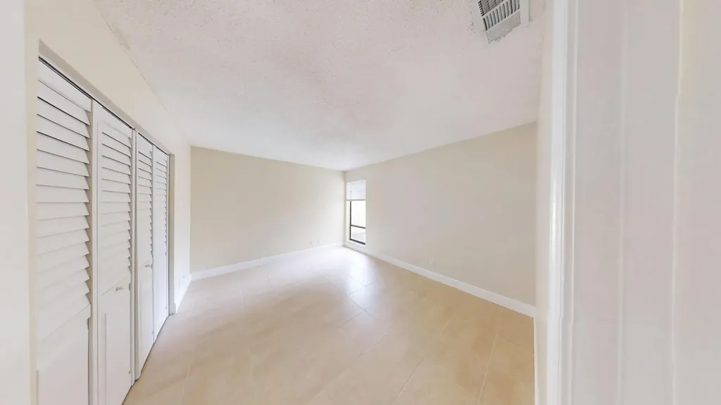 3143 Kingswood Terrace Boca Raton FL 33431