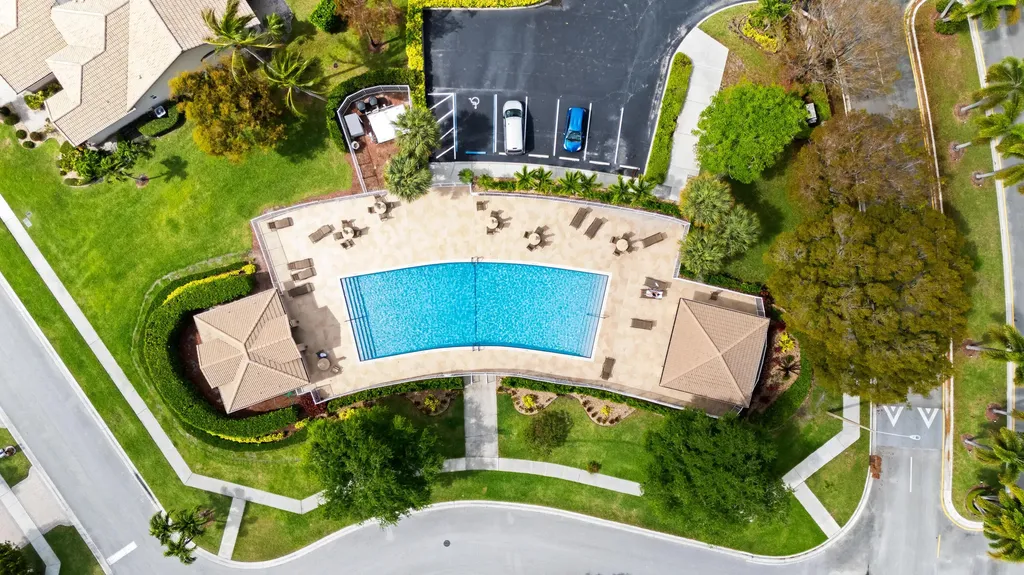 7825 Aberdeen Lakes Drive Boynton Beach FL 33472
