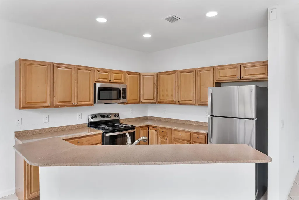 995 Abaco Lane Riviera Beach FL 33404