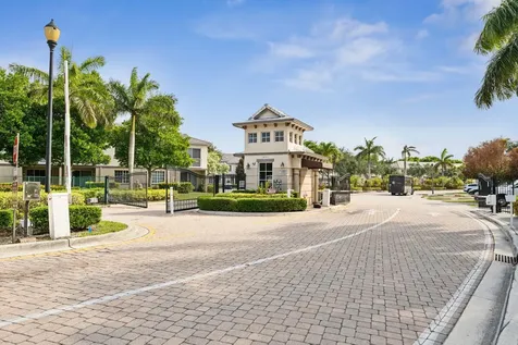 995 Abaco Lane Riviera Beach FL 33404