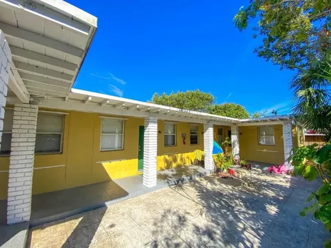 527 48th Street West Palm Beach FL 33407