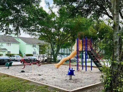 8749 NW 39th Street Sunrise FL 33351