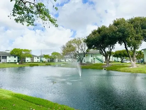 8749 NW 39th Street Sunrise FL 33351