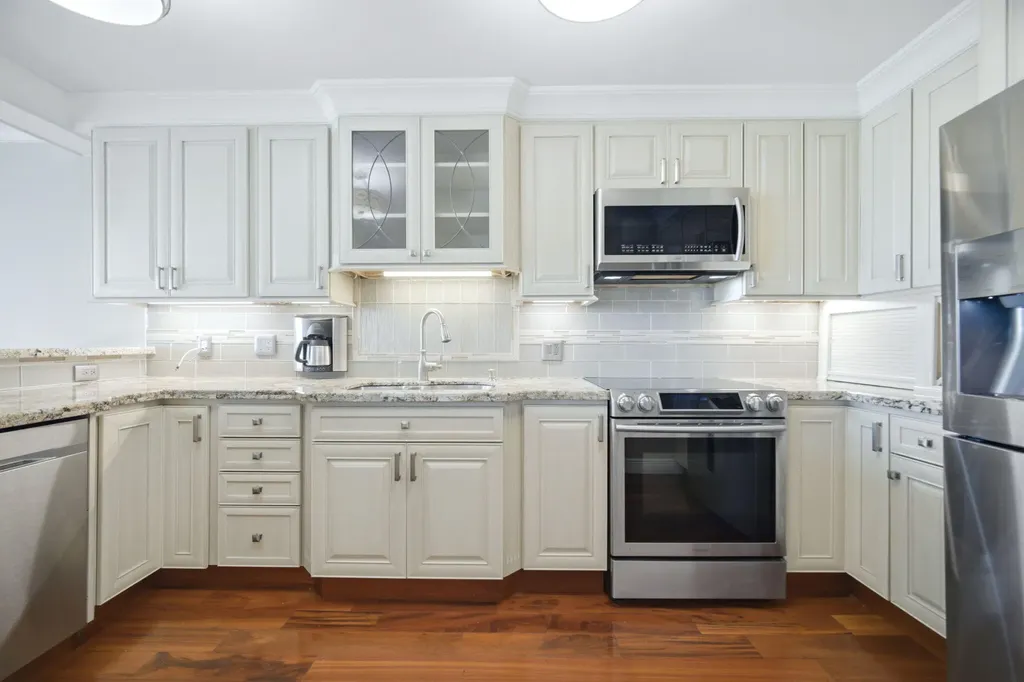 2901 S Palm Aire Drive Pompano Beach FL 33069