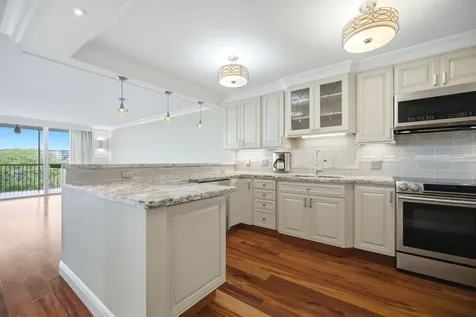 2901 S Palm Aire Drive Pompano Beach FL 33069