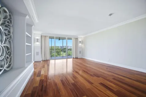 2901 S Palm Aire Drive Pompano Beach FL 33069