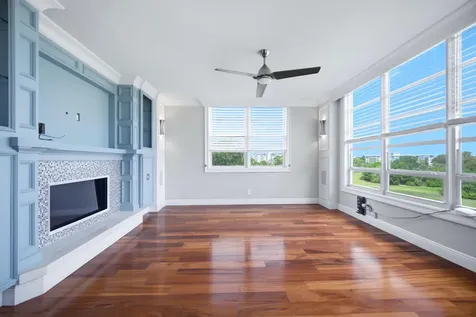 2901 S Palm Aire Drive Pompano Beach FL 33069
