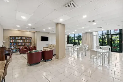 2400 Presidential Way West Palm Beach FL 33401