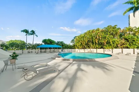 2400 Presidential Way West Palm Beach FL 33401
