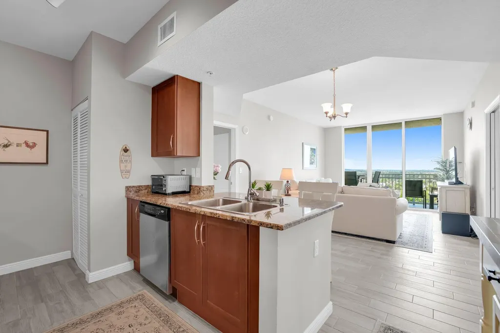 450 N Federal Highway Boynton Beach FL 33435
