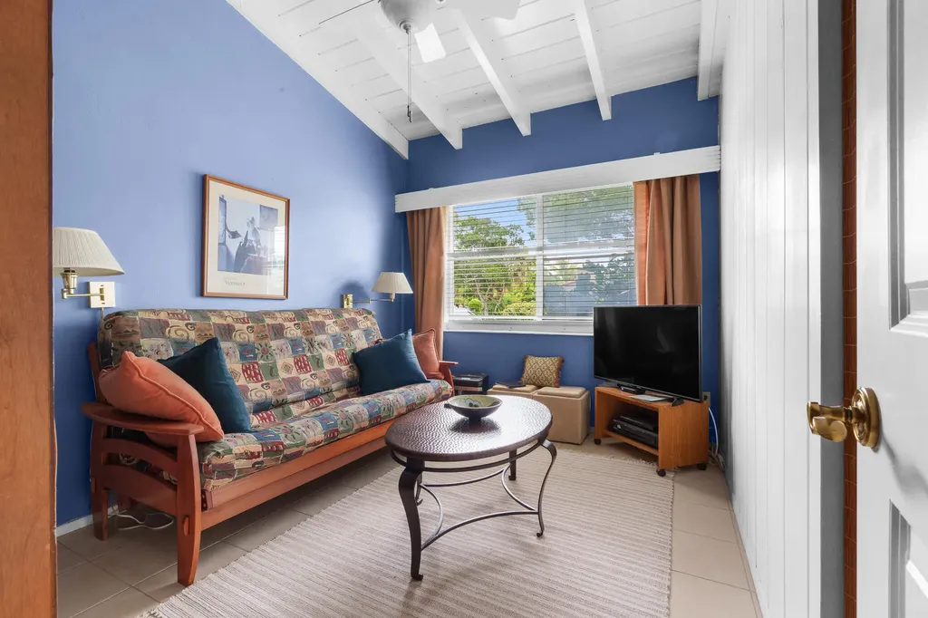 1617 NE 8th Avenue Fort Lauderdale FL 33305