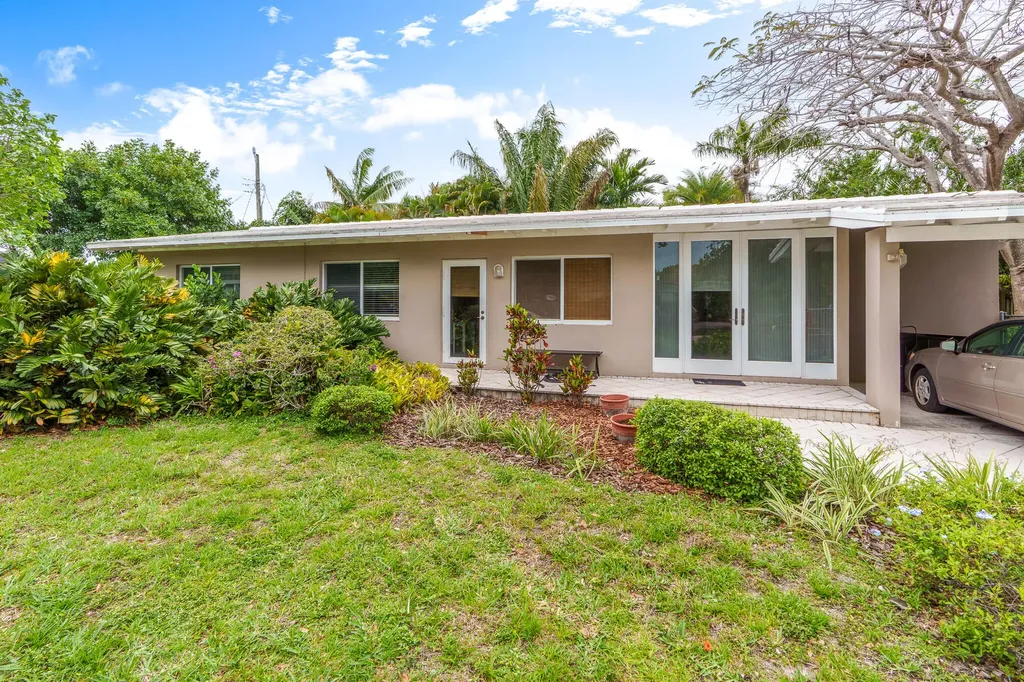 1617 NE 8th Avenue Fort Lauderdale FL 33305