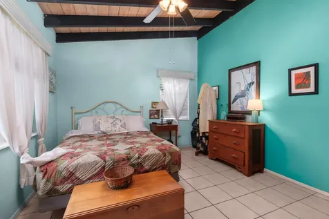 1617 NE 8th Avenue Fort Lauderdale FL 33305