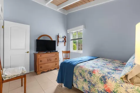 1617 NE 8th Avenue Fort Lauderdale FL 33305