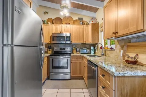 1617 NE 8th Avenue Fort Lauderdale FL 33305