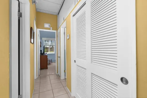 1617 NE 8th Avenue Fort Lauderdale FL 33305