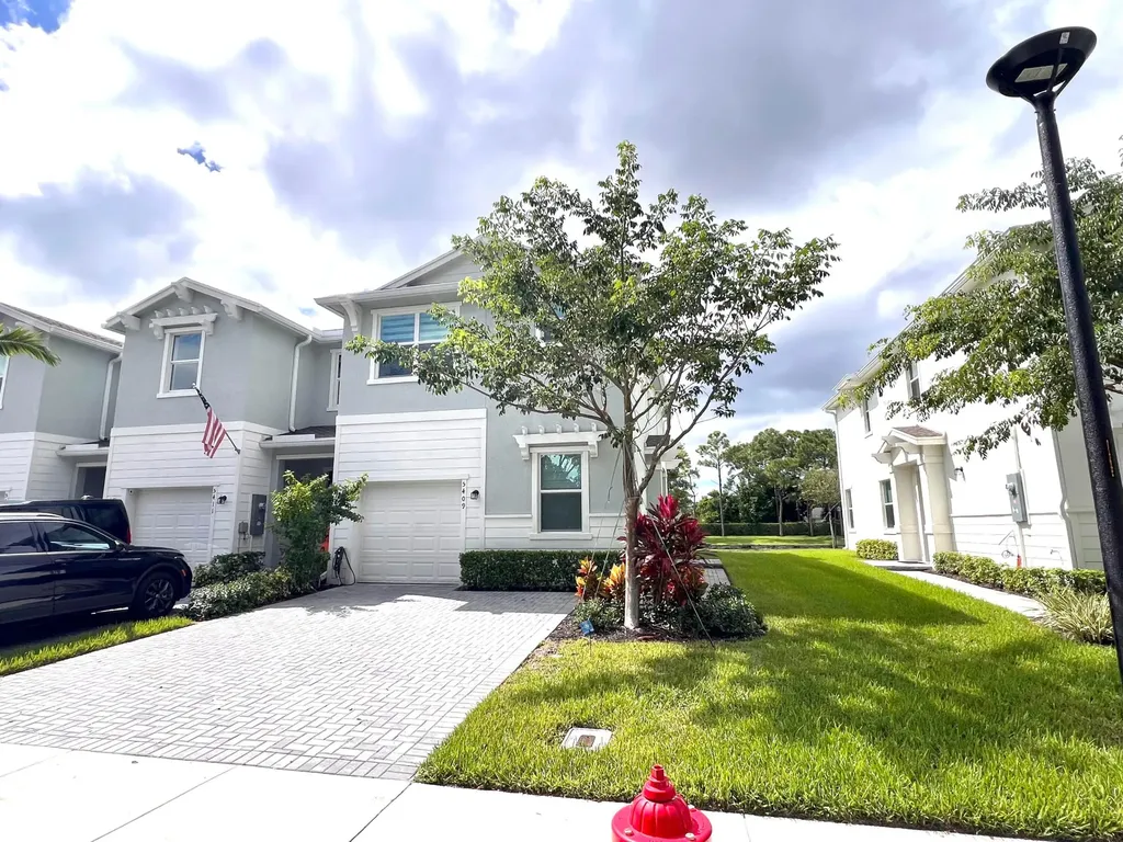 5409 Flannigan Way Lake Worth FL 33463