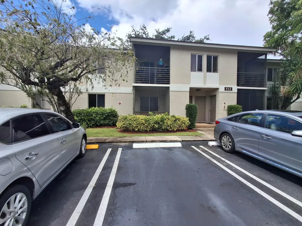 512 Gardens Drive Pompano Beach FL 33069
