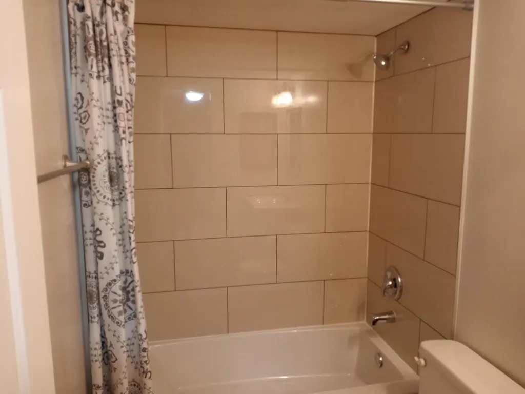512 Gardens Drive Pompano Beach FL 33069