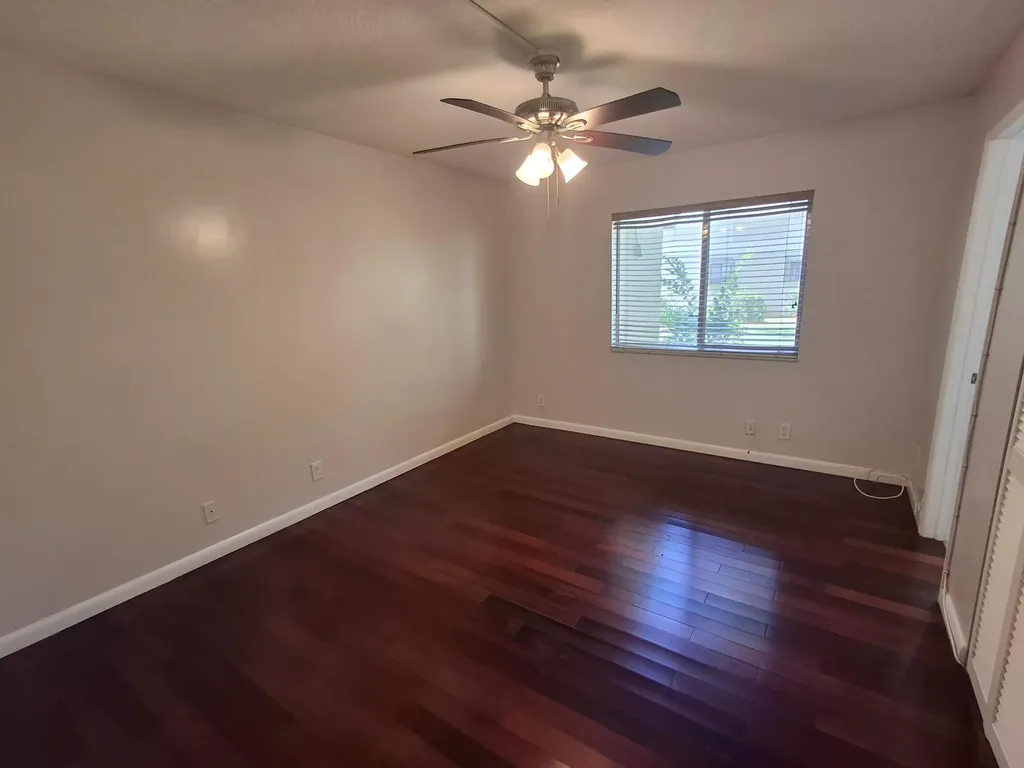 512 Gardens Drive Pompano Beach FL 33069