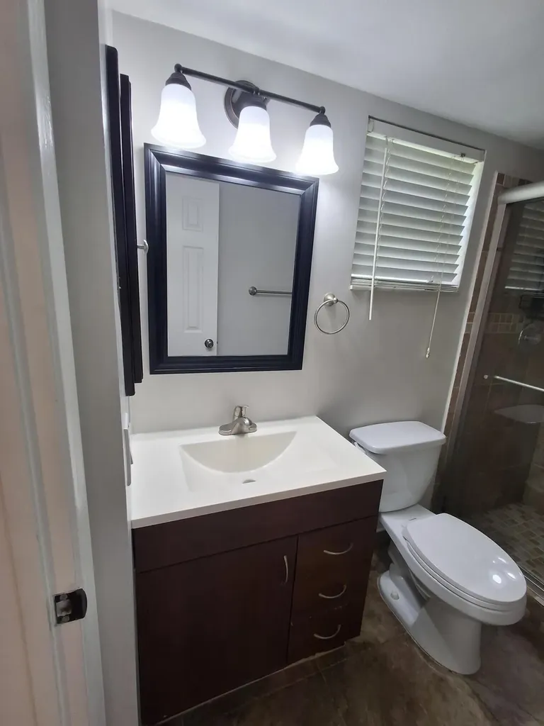 512 Gardens Drive Pompano Beach FL 33069