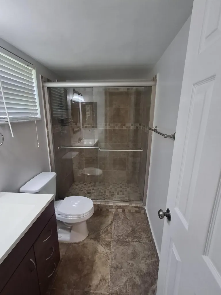 512 Gardens Drive Pompano Beach FL 33069