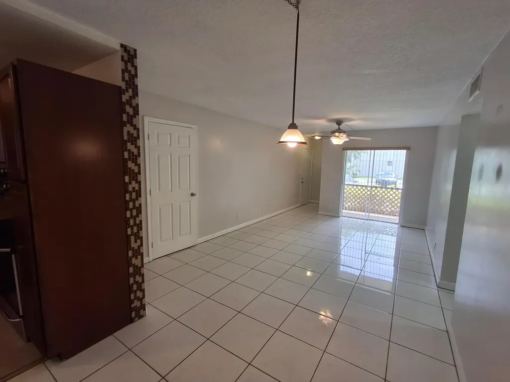 512 Gardens Drive Pompano Beach FL 33069