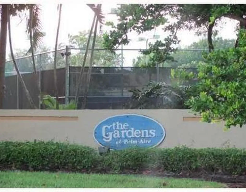 512 Gardens Drive Pompano Beach FL 33069