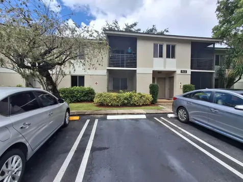512 Gardens Drive Pompano Beach FL 33069
