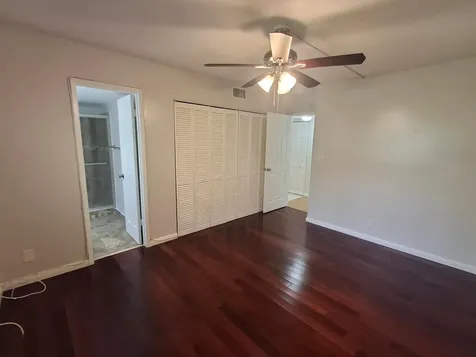 512 Gardens Drive Pompano Beach FL 33069