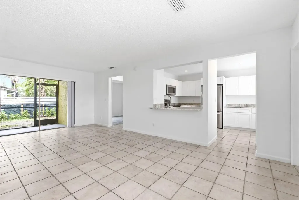 11319 Royal Palm Boulevard Coral Springs FL 33065