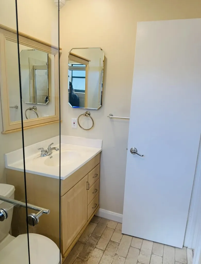 1005 Manor Drive Palm Springs FL 33461