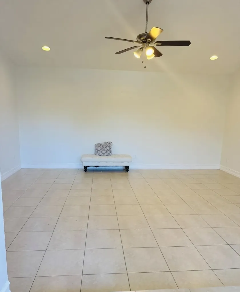 1005 Manor Drive Palm Springs FL 33461