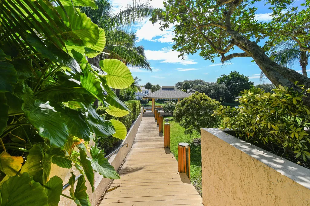 17081 Waterbend Drive Jupiter FL 33477