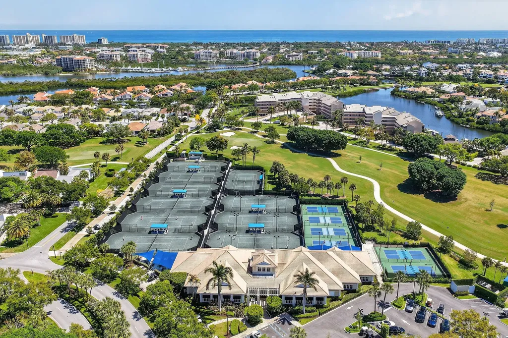 17081 Waterbend Drive Jupiter FL 33477