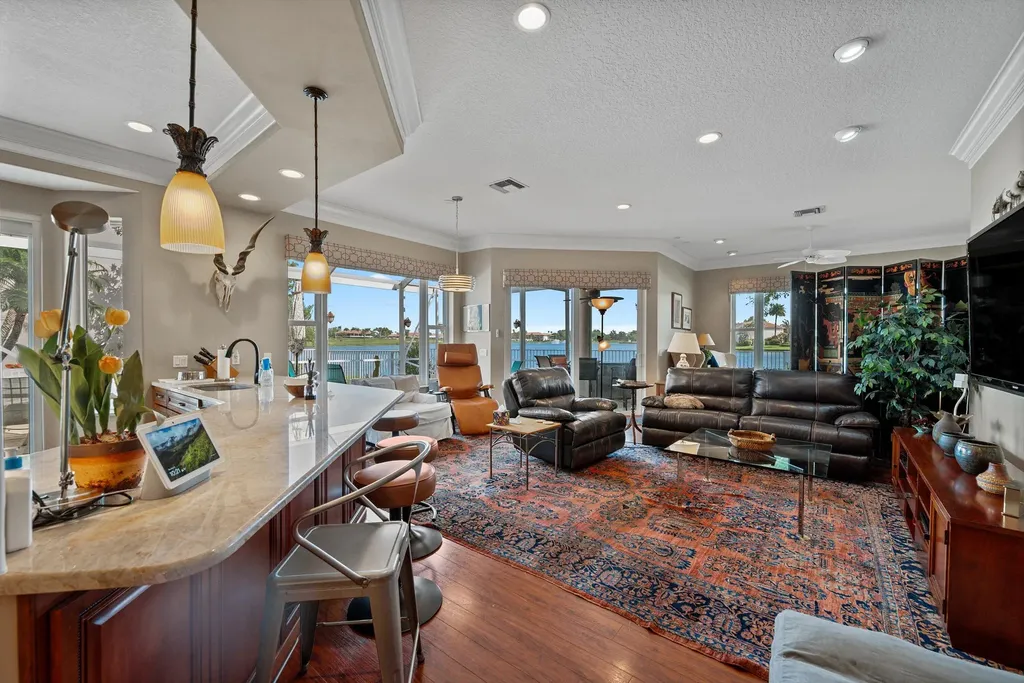 923 Augusta Pointe Drive Palm Beach Gardens FL 33418