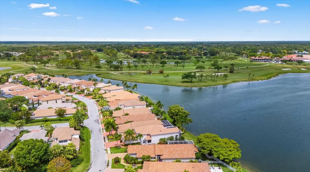 923 Augusta Pointe Drive Palm Beach Gardens FL 33418